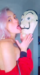 TikTok gif