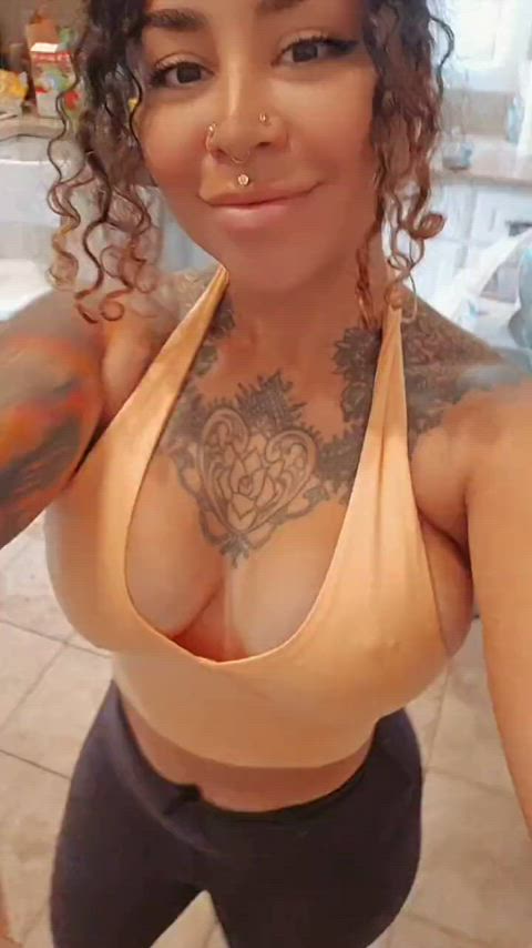 ass babe big ass big tits bouncing tits curvy jiggling latina model thick gif