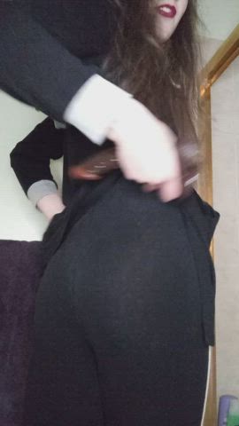 The perfect holder for any big cock <3