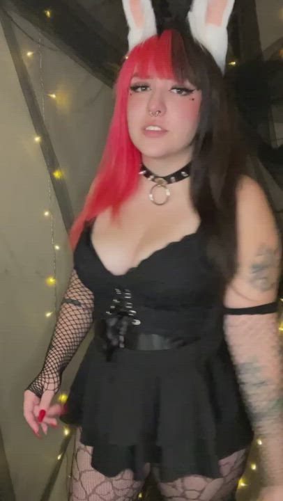 Fuck these clothes