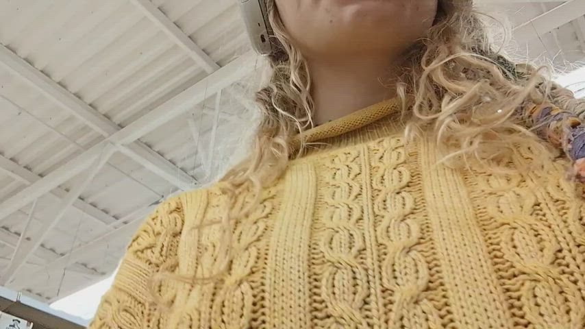 Stretching my hole out whilst I do my shopping in my creamy panties🤭