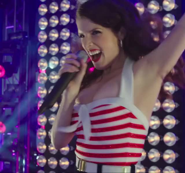 Anna Kendrick Pitch Perfect 3 - 013-1 (1)