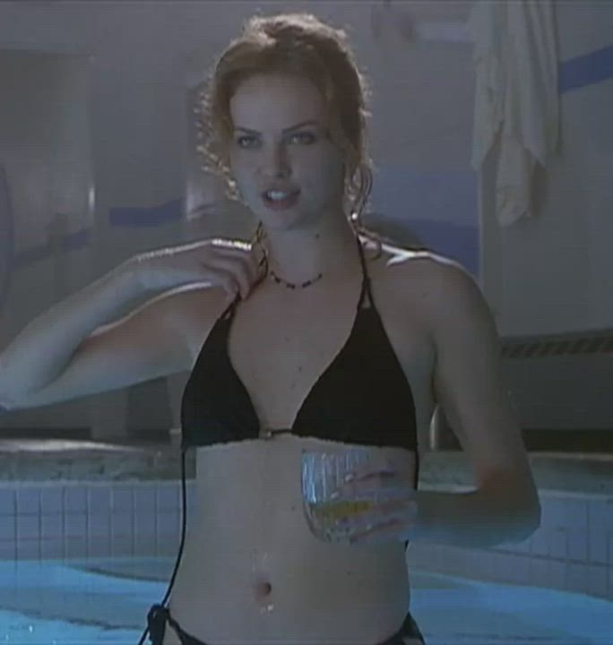Peak Charlize Theron in 'Reindeer Games' [2000]