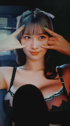 MOMO - CUM ON TITS 💦🥵 (more in comments)