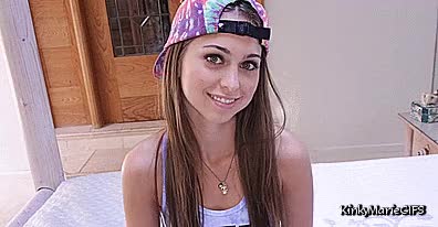 1489847670_riley reid.gif