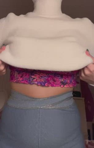 i love to get manhandled, so ripp that bra of off me