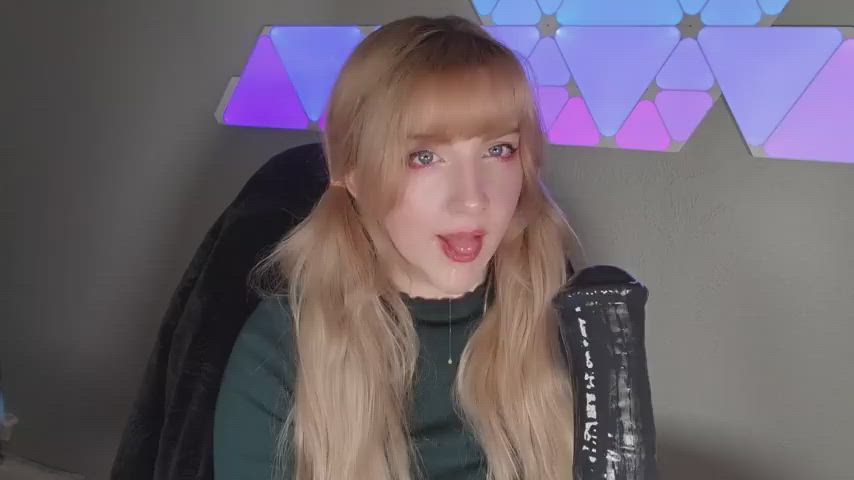 deepthroat extreme huge dildo gif