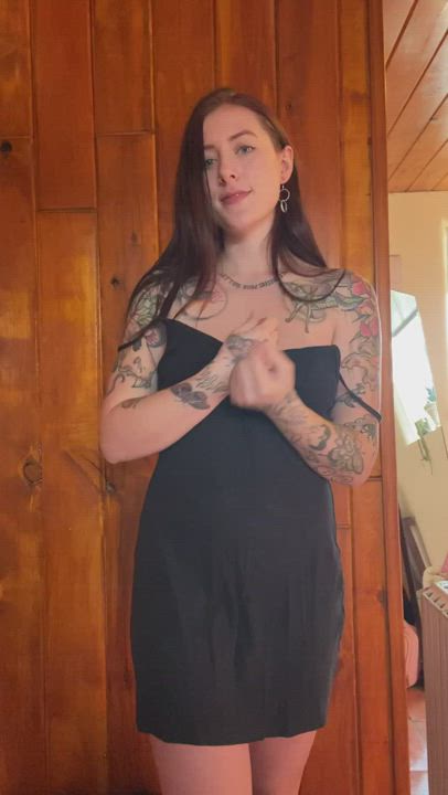 I’m Lily?✨ 21y/o tatted cutie...Top 9% on OF...cum see why? 45% off ur 1st month...interactive
