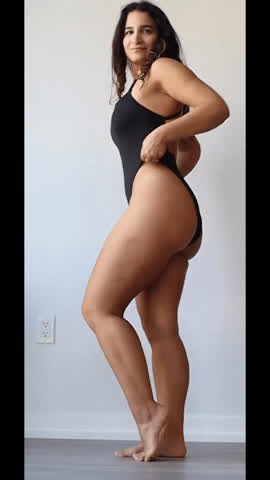 Asanavanessa's ass is perfect