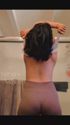 I like to shake my ass before I get into the shower 💦 it’s getting worked out
