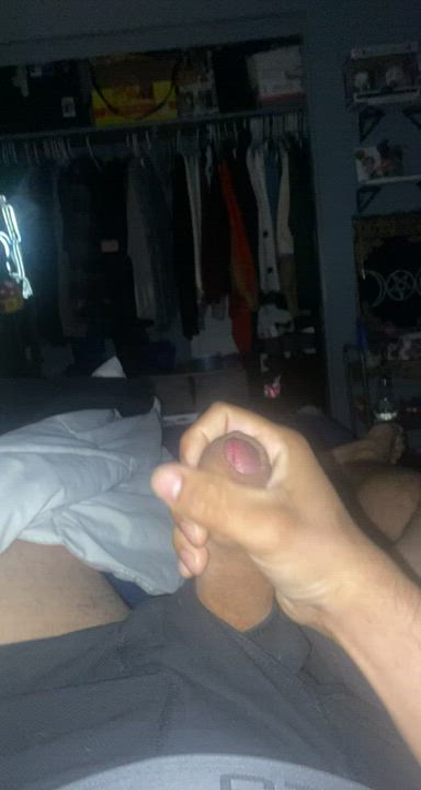 Cumming to the thought of being cucked <3