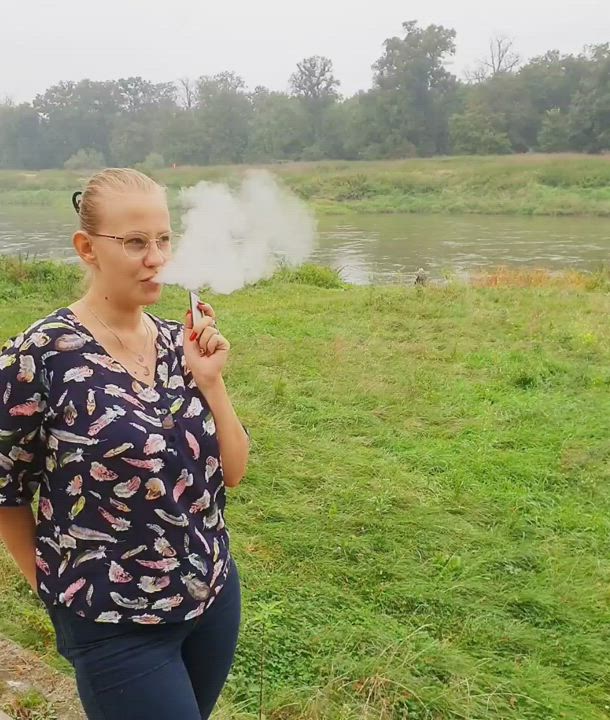 Big boobs in the fresh air. Kisses