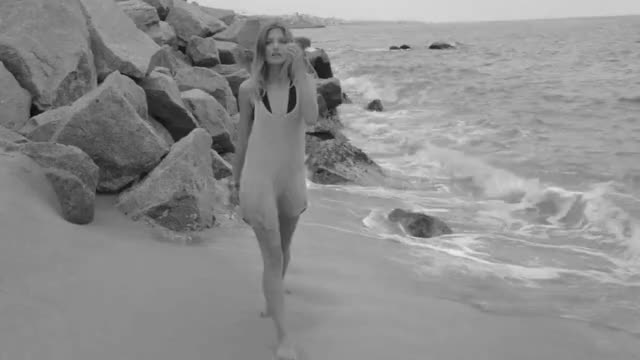Angeline Suppiger walk