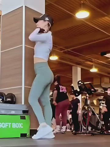 gym korean yoga pants gif