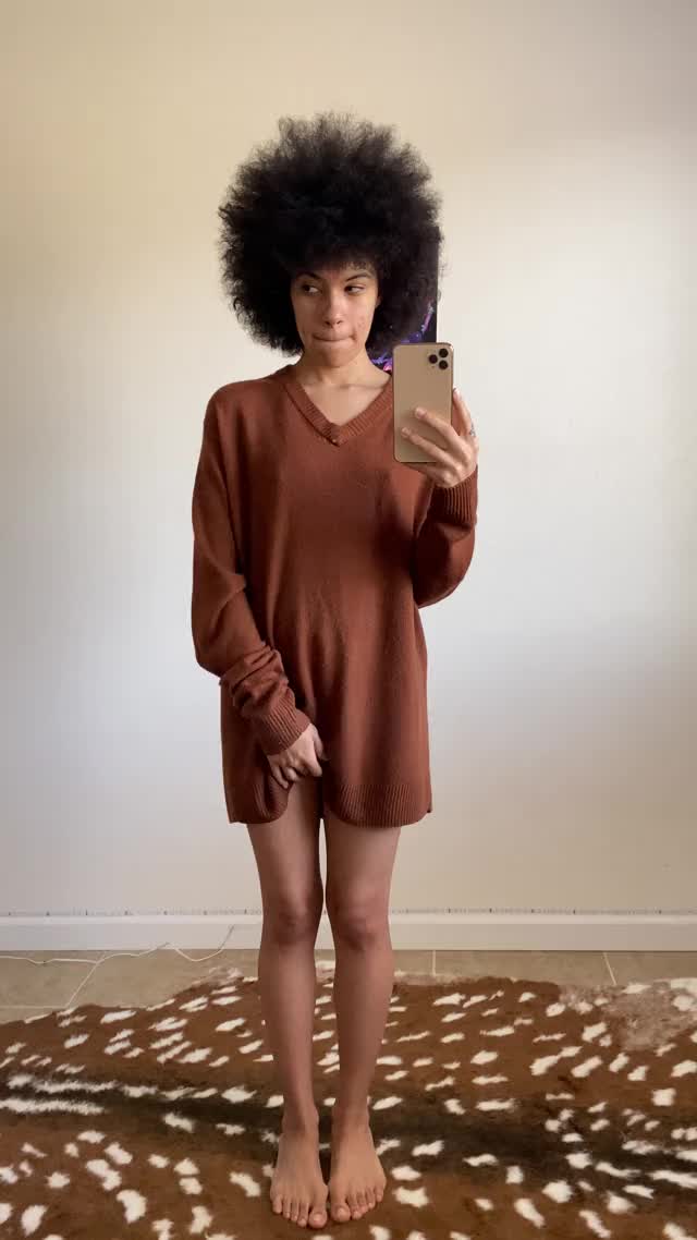 Petite ebony dance reveal