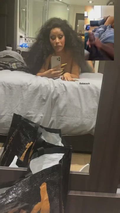 Cardi B facetiming a Hung Fan she met at a show