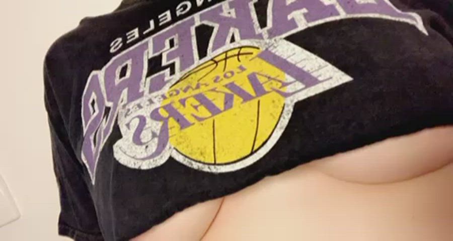 I love to tease