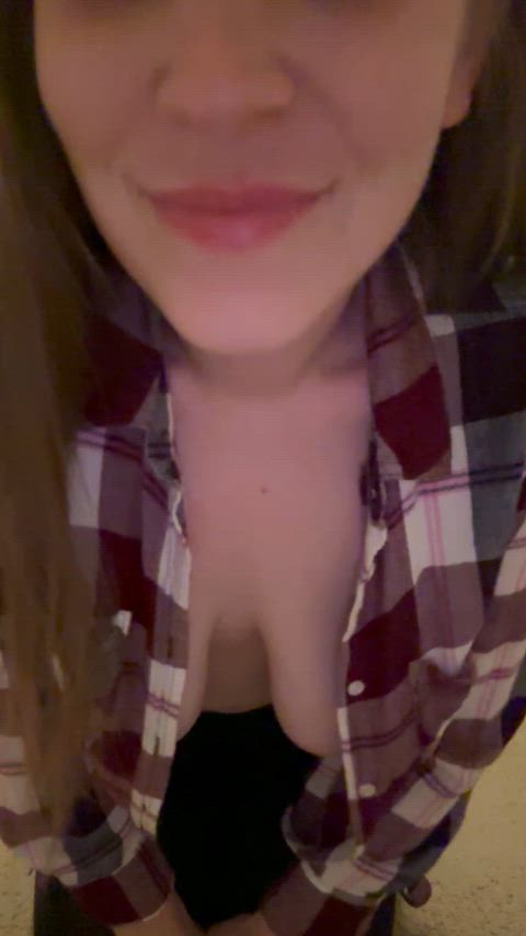 Open shirt for the win 