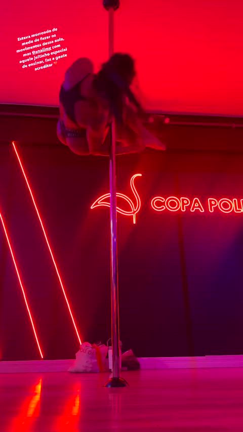 ass big ass big tits brazilian celebrity dancing muscular girl pole dance gif