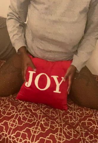 african american chubby ebony ftm fishnet humping pillow humping trans gif