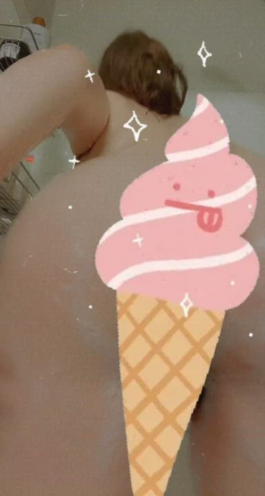 I love spreading for my premium snapchat subscribers ? Start your weekend off right