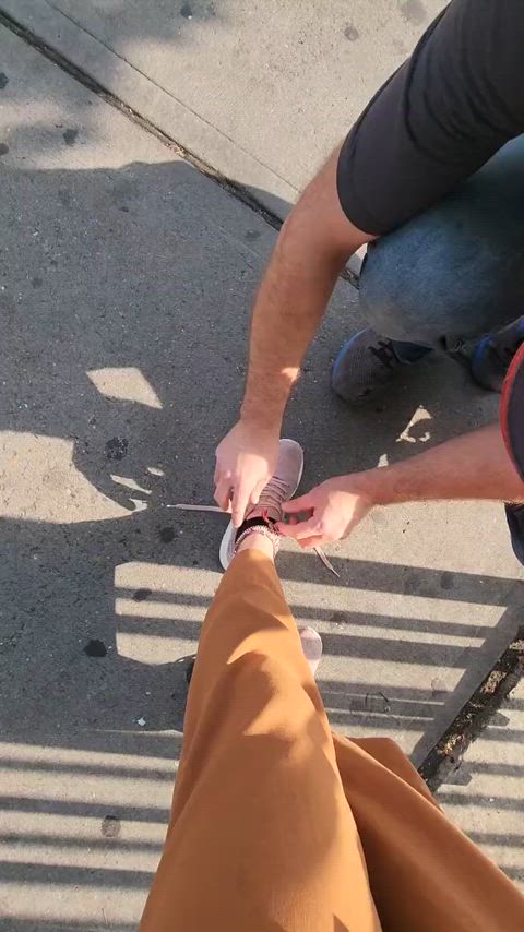 My boy ended up on his knees all over NYC 👑🧎‍♂️