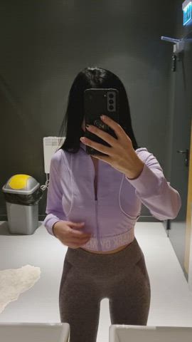 Perfect boob reveal