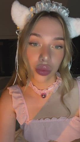 Are you submissive enough for a goddess like me? 👸