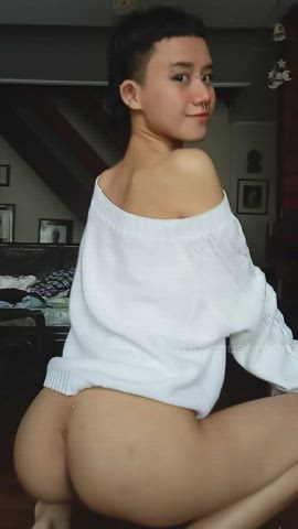 I am so happy I can be myself in this sub <3 also ft. my cat 😹